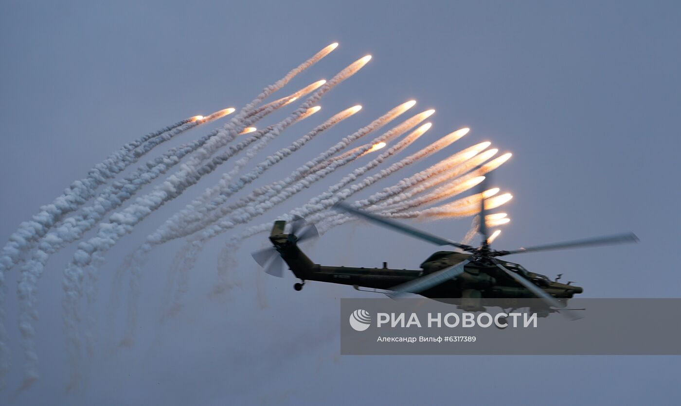 Форум "Армия-2020". Демонстрационные полеты