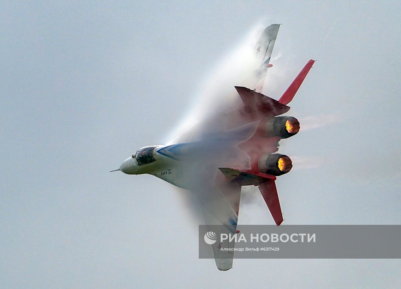 Форум "Армия-2020". Демонстрационные полеты