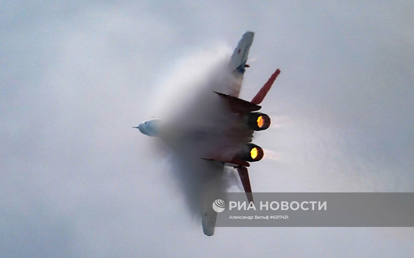 Форум "Армия-2020". Демонстрационные полеты