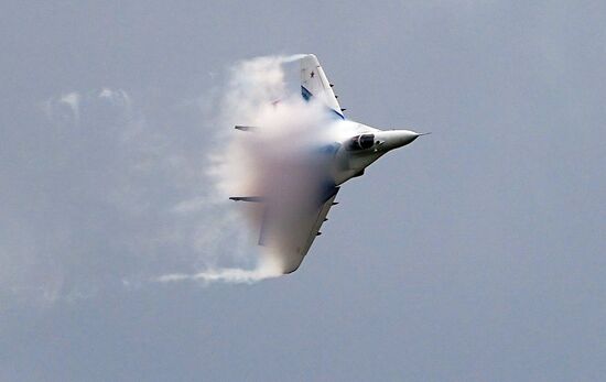 Форум "Армия-2020". Демонстрационные полеты