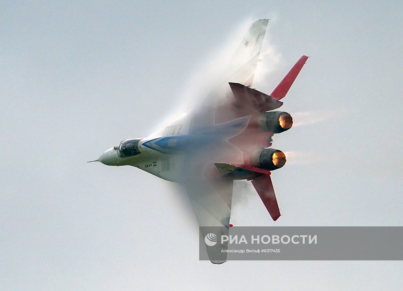 Форум "Армия-2020". Демонстрационные полеты