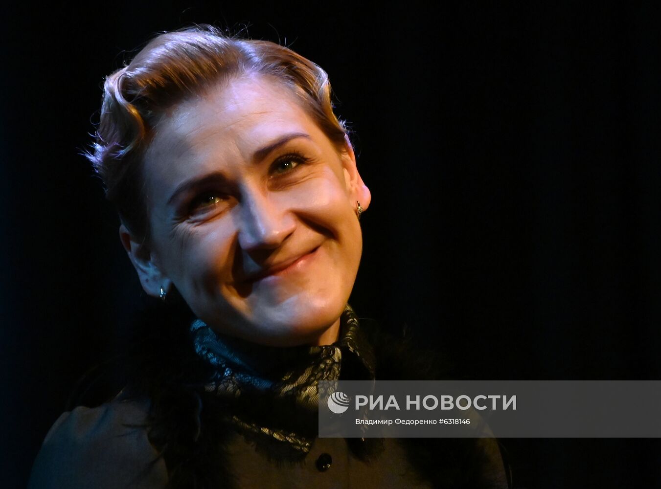 Спектакль "И никого не стало" в театре О. Табакова