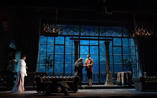 Спектакль "И никого не стало" в театре О. Табакова