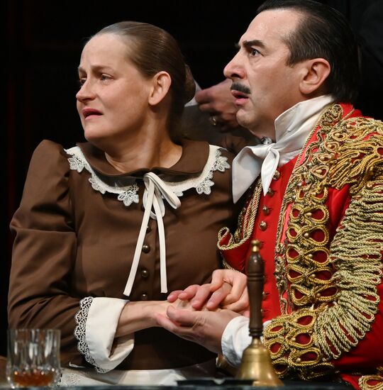 Спектакль "И никого не стало" в театре О. Табакова