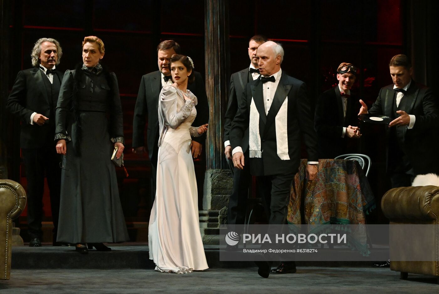 Спектакль "И никого не стало" в театре О. Табакова