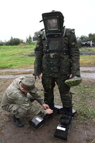 Открытие форума "Армия-2020" в городах России