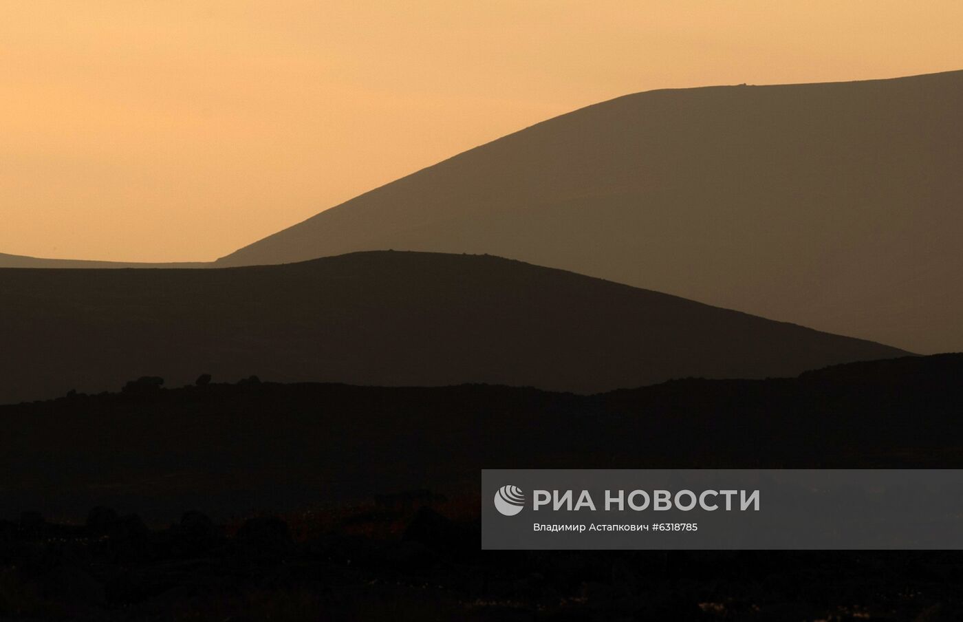 Поселок Лорино на Чукотке