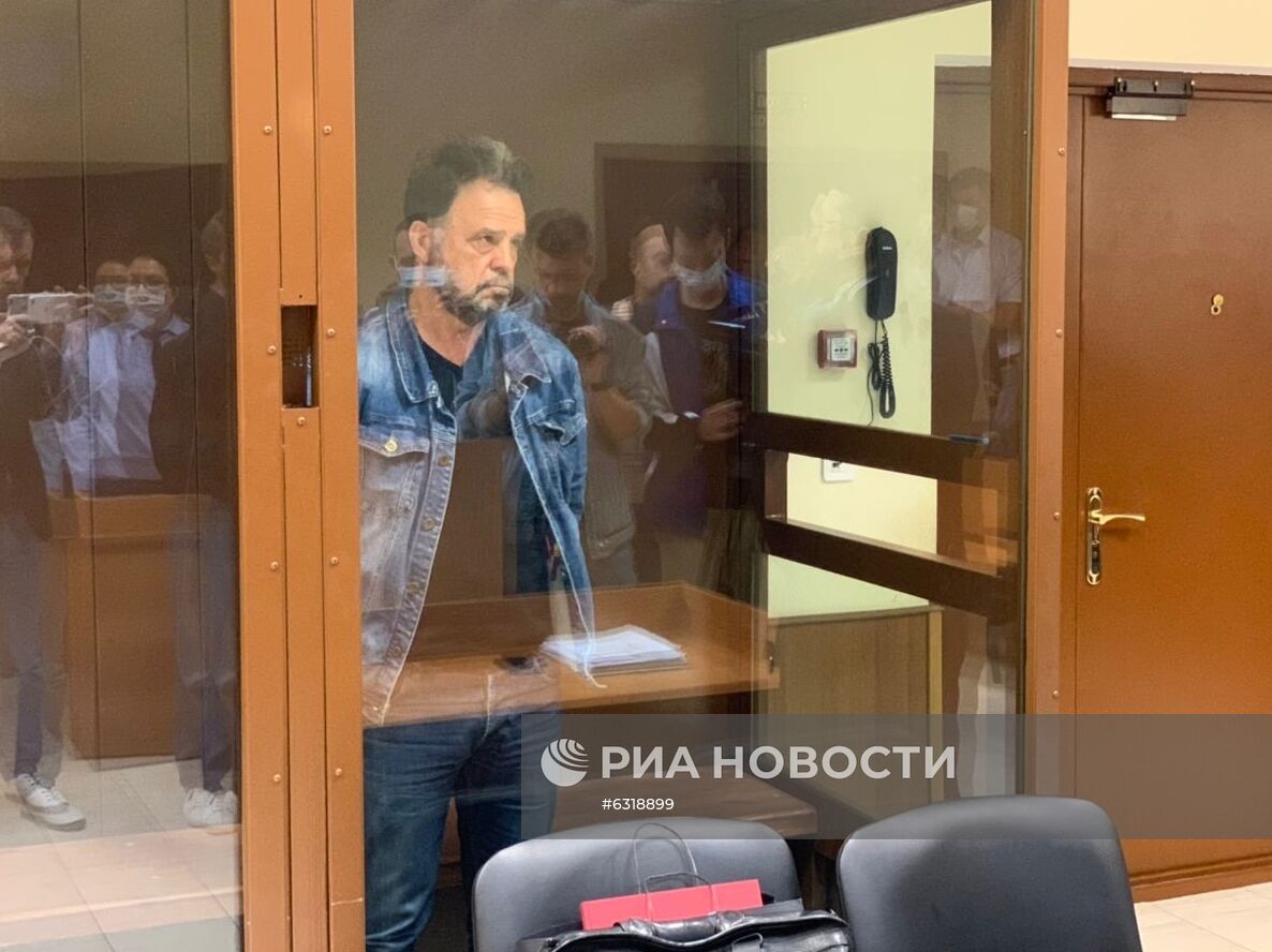 Суд арестовал экс-гендиректора РКК "Энергия" В. Солнцева
