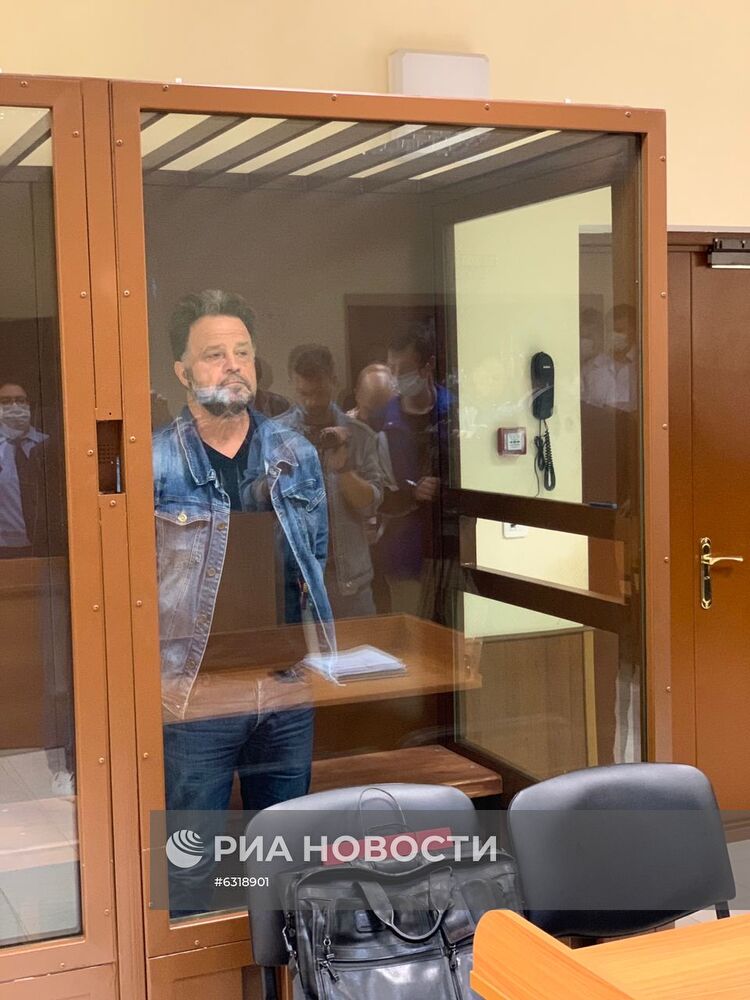Суд арестовал экс-гендиректора РКК "Энергия" В. Солнцева