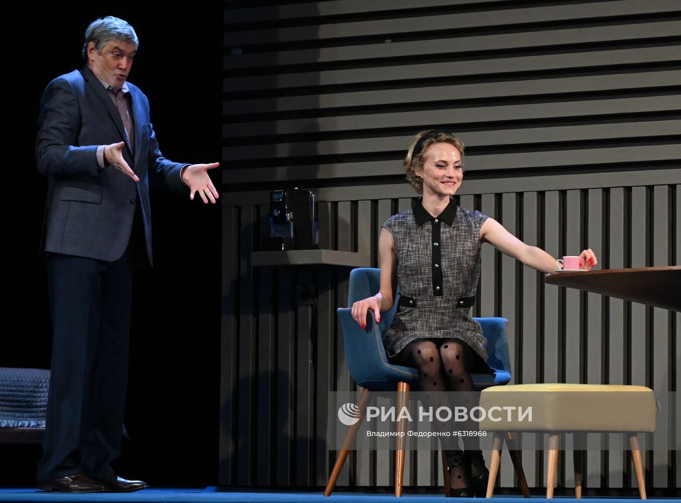 Спектакль "Ложные признания" в театре имени А. С. Пушкина