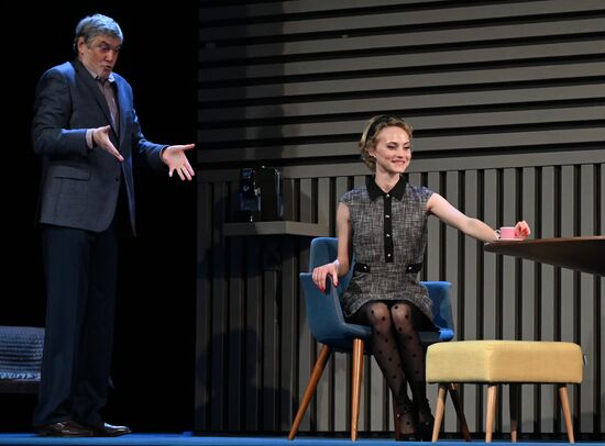 Спектакль "Ложные признания" в театре имени А. С. Пушкина