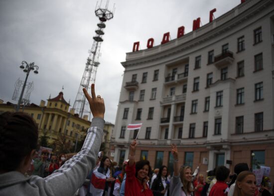 Женская акция протеста в Минске