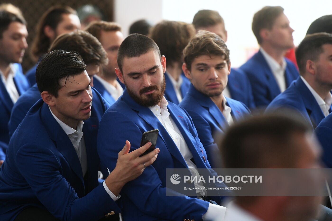 Награждение ХК ЦСКА золотыми медалями ЧР