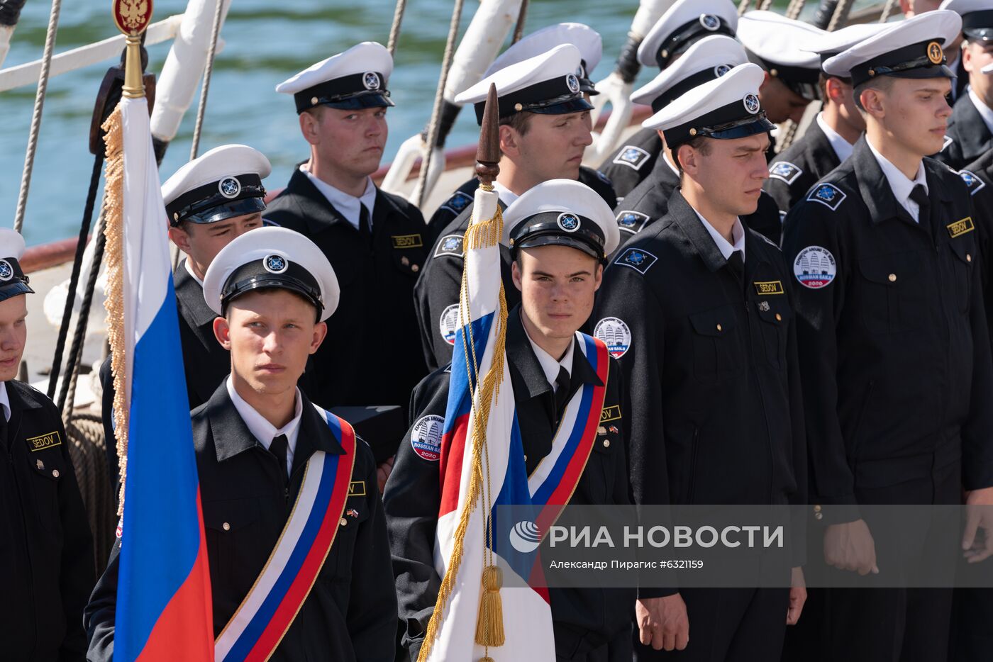 Парусное судно "Седов" зашло в порт Петропавловска-Камчатского