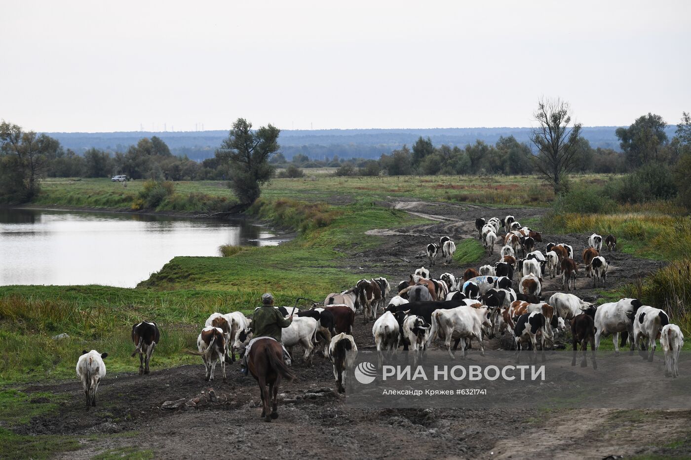 Сельская школа в селе Юрт-Акбалык