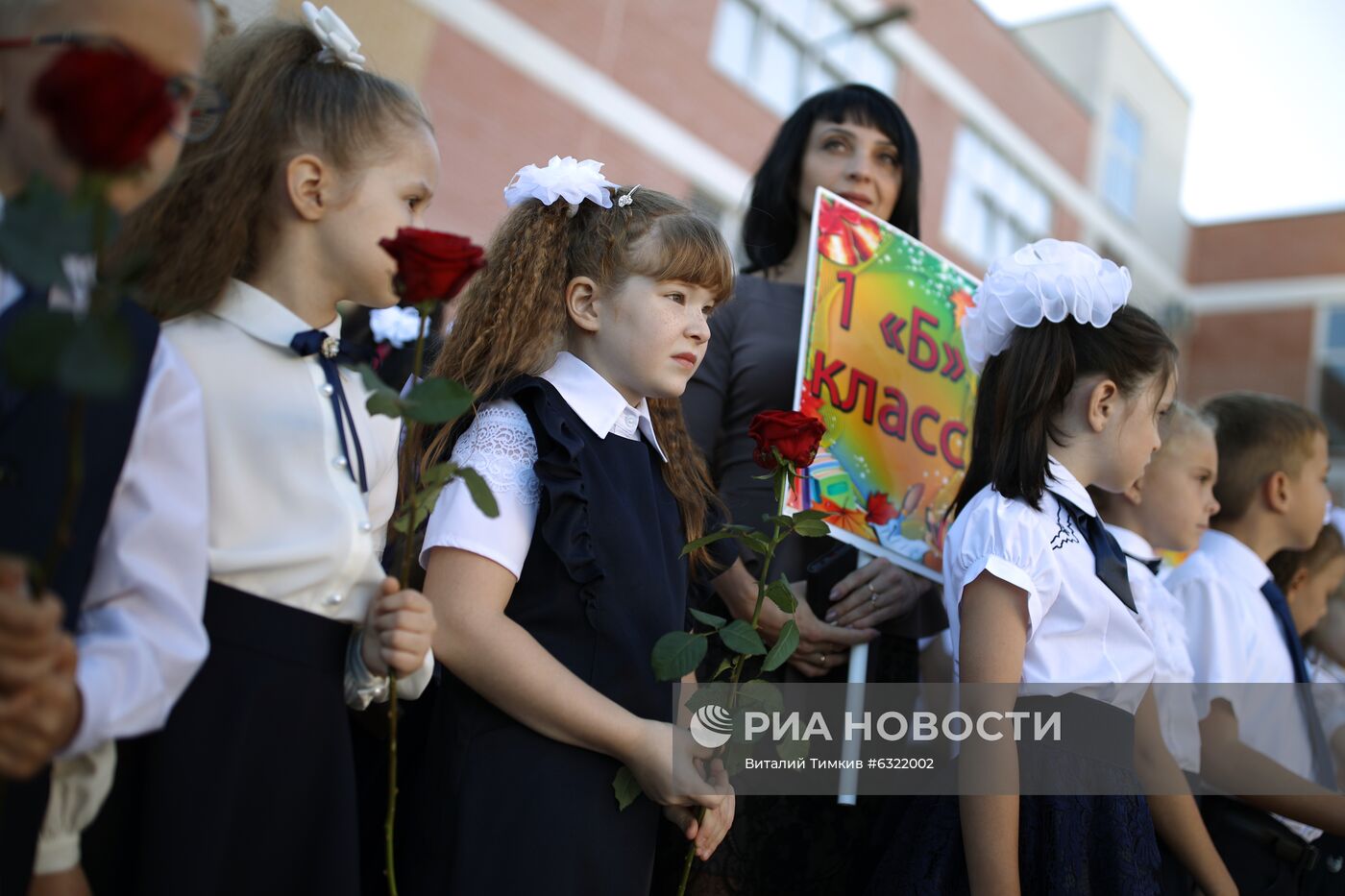 33 первых класса сформированы в краснодарской школе №71