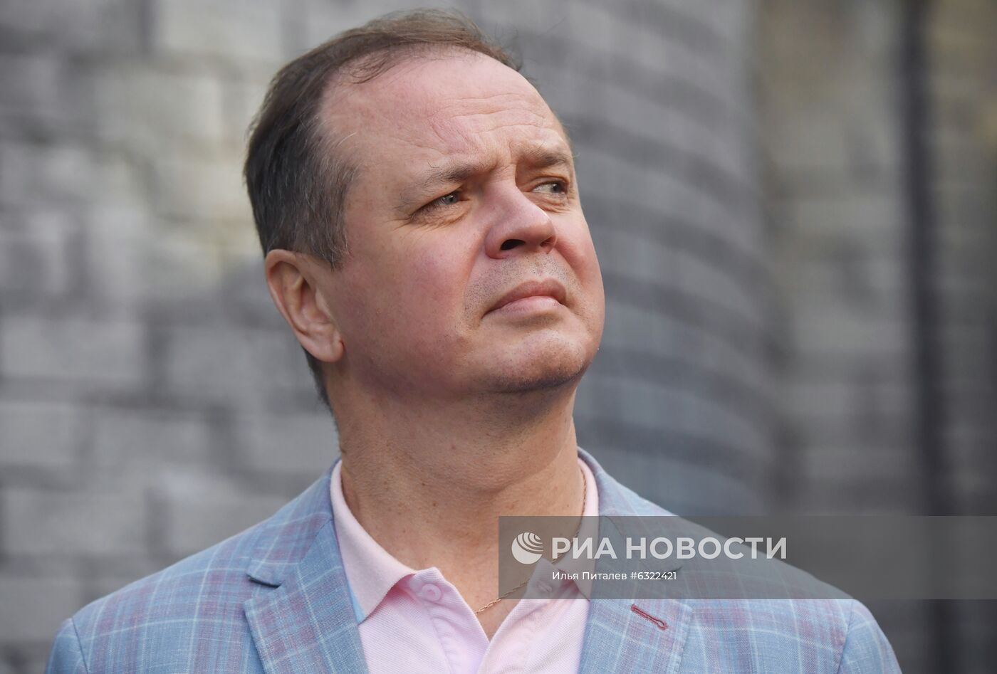 Рассмотрение ходатайства следствия о продлении срока пребывания под стражей И. Сафронову