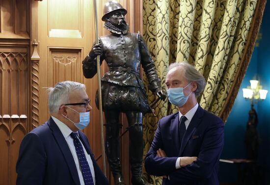 Переговоры главы МИД РФ С. Лаврова со спецпосланником ООН по Сирии Г. Педерсеном