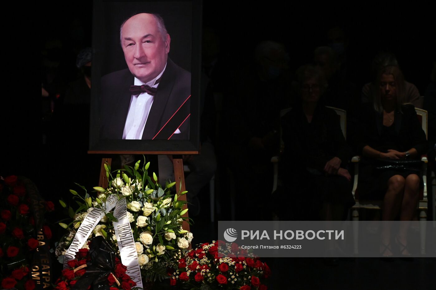 Прощание с народным артистом России Б. Клюевым