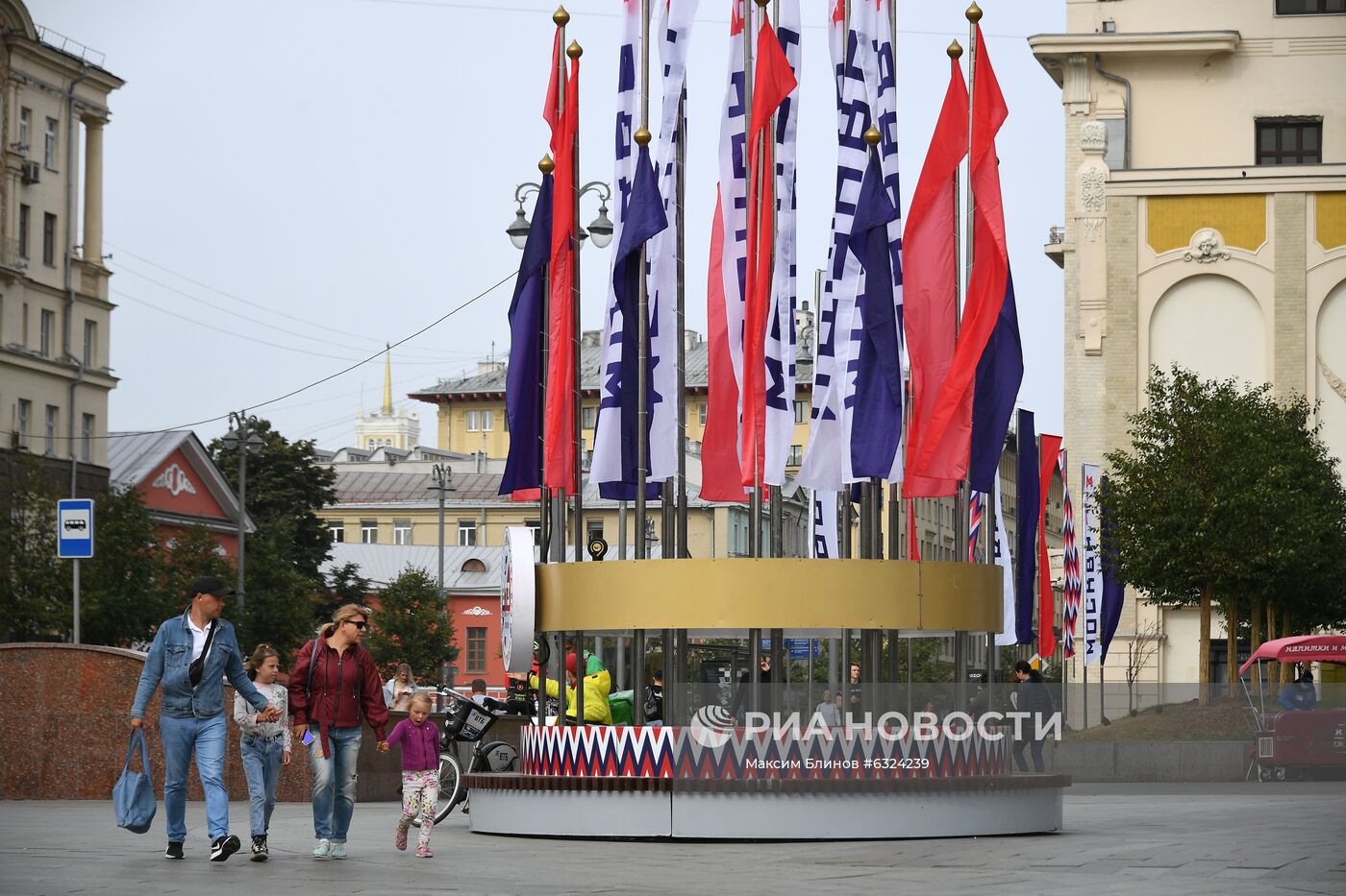 Украшение Москвы ко Дню города