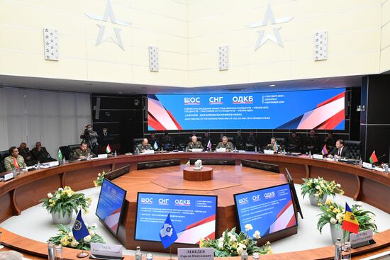 Совместное заседание министров обороны государств – членов ШОС, государств – участников СНГ и государств – членов ОДКБ