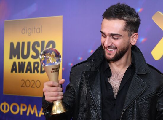 Премия "Жара Music Awards"