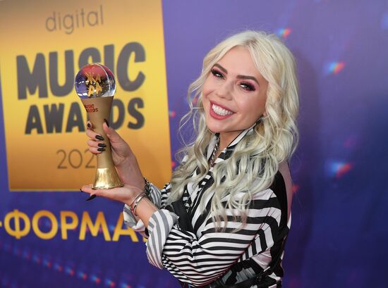 Премия "Жара Music Awards"