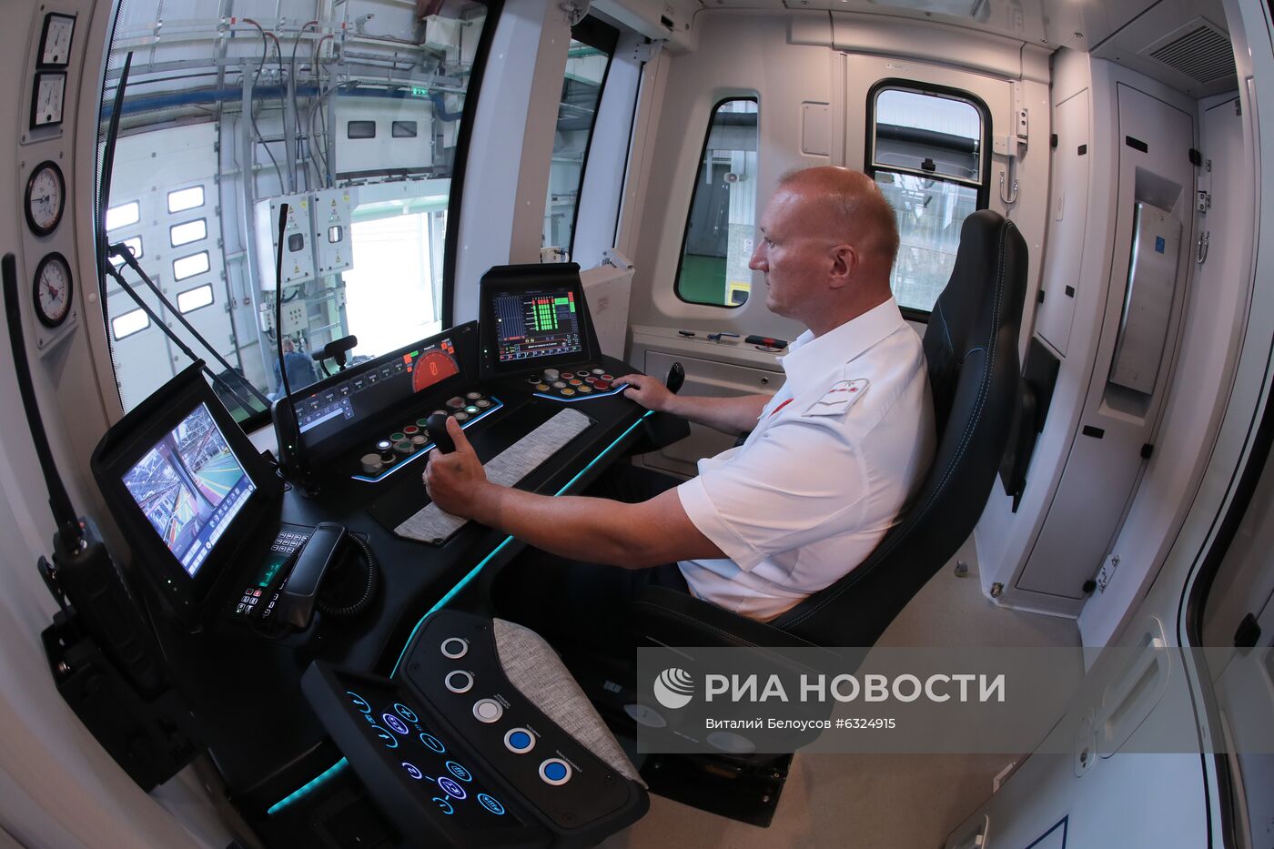 Презентация нового поезда метро "Москва"