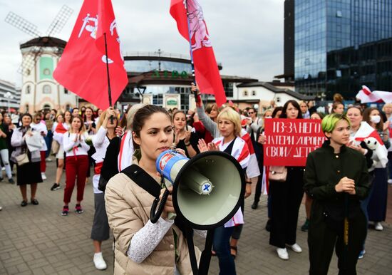 Протестная акция женщин в Минске