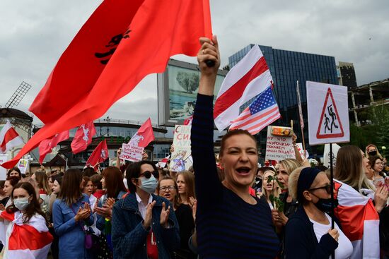 Протестная акция женщин в Минске