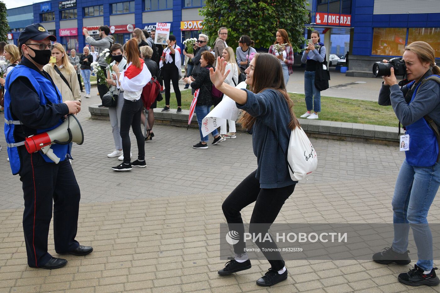 Протестная акция женщин в Минске