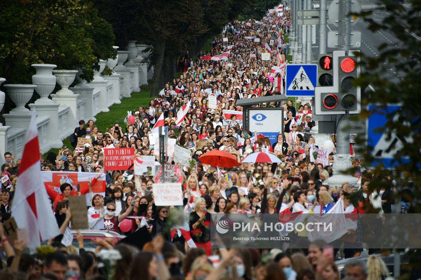 Протестная акция женщин в Минске