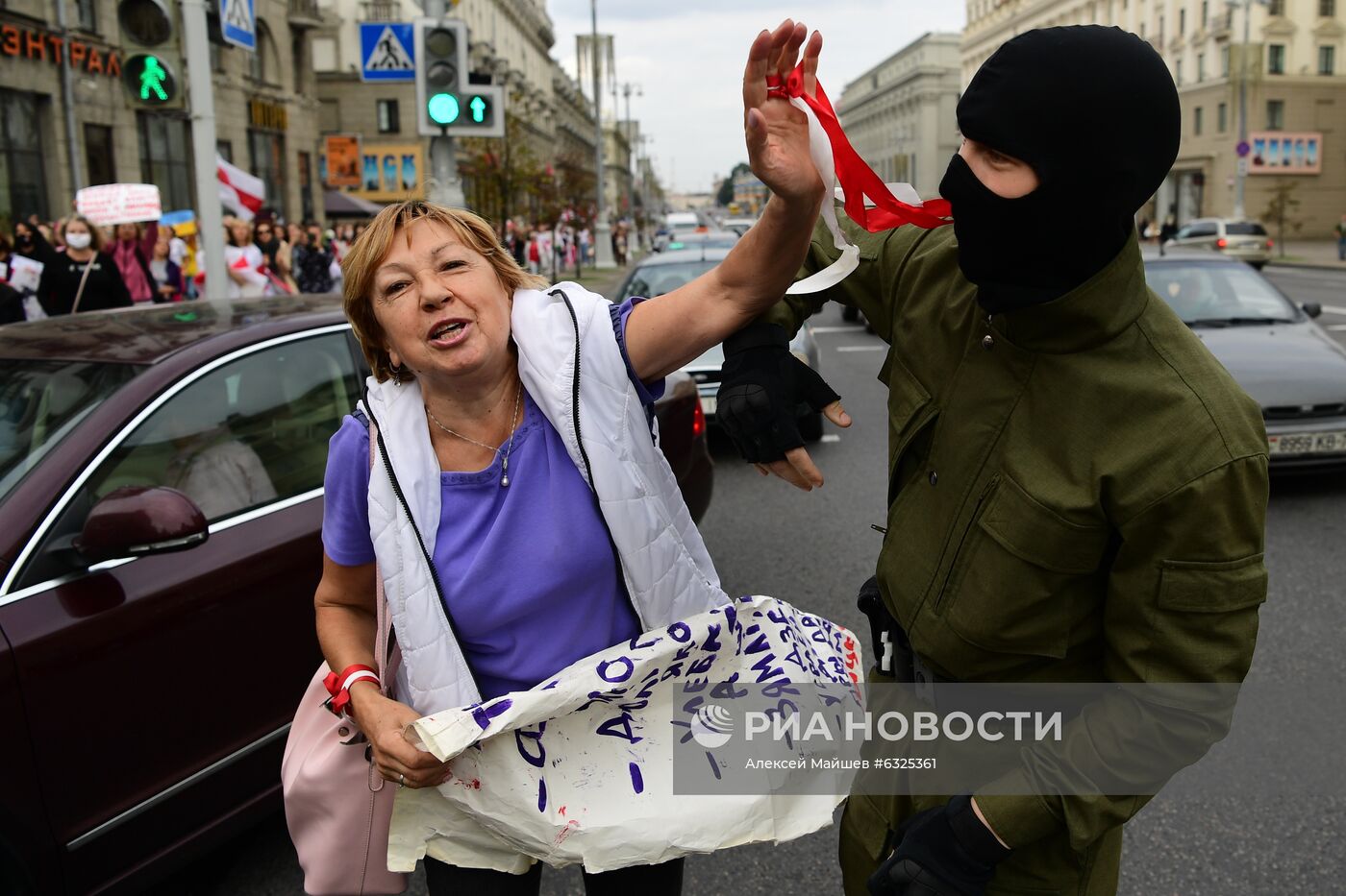 Протестная акция женщин в Минске