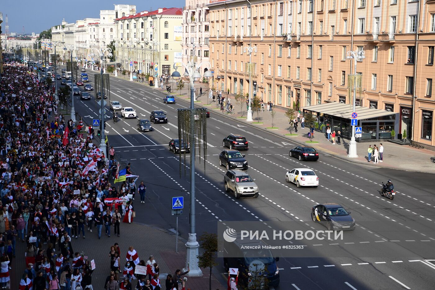 Протестная акция женщин в Минске