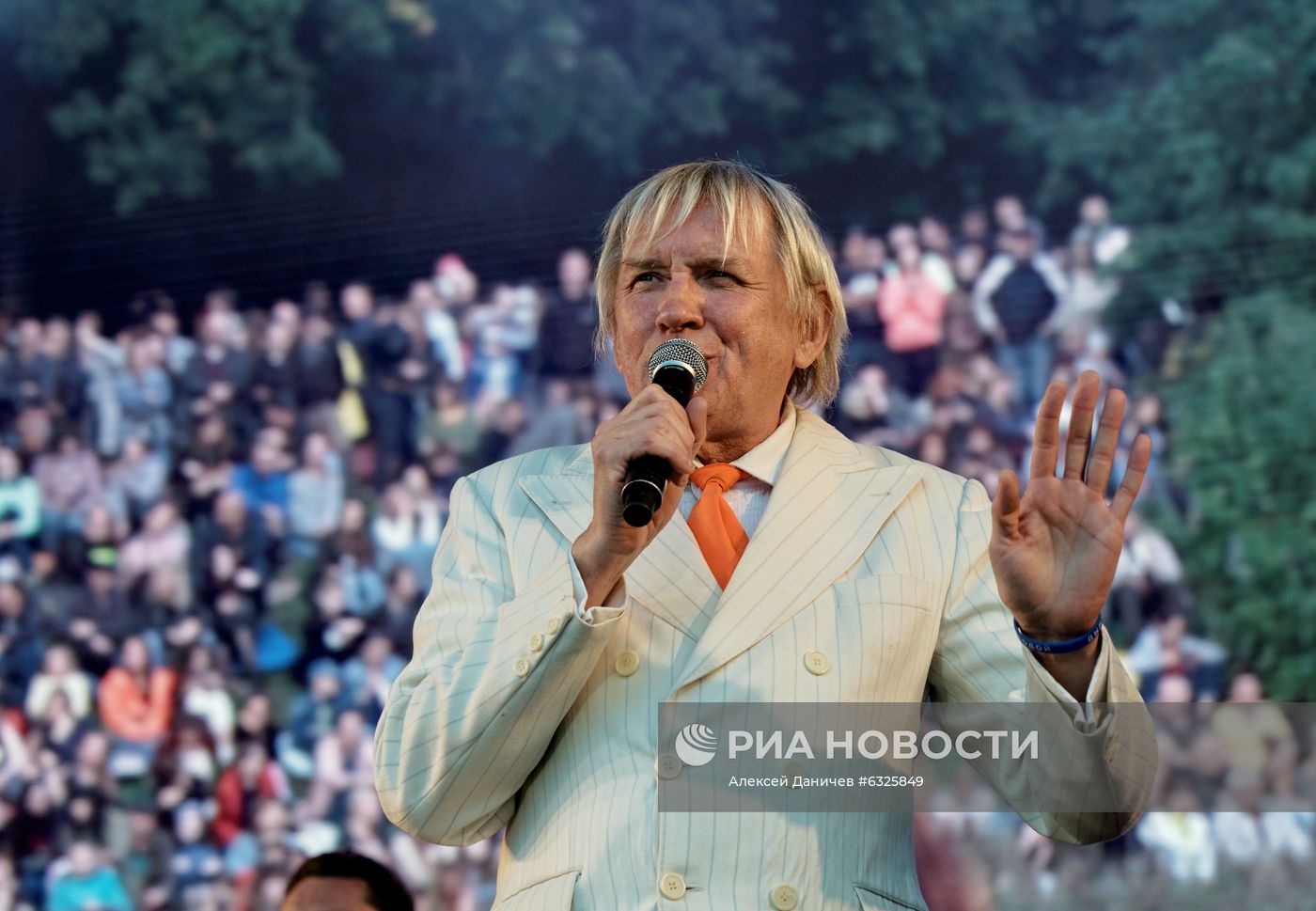 Концерт "Дым над водой. От классики до рока"