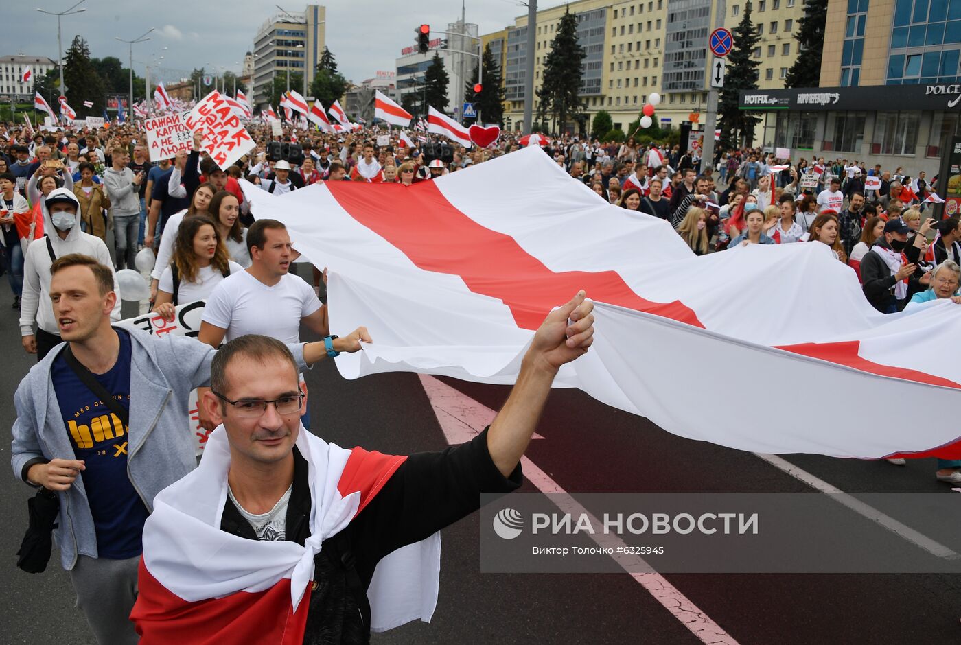 Несанкционированная акция оппозиции "Марш единства" в Минске