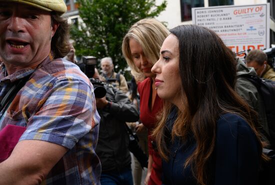 Возобновление слушаний по делу об экстрадиции Дж. Ассанжа в США