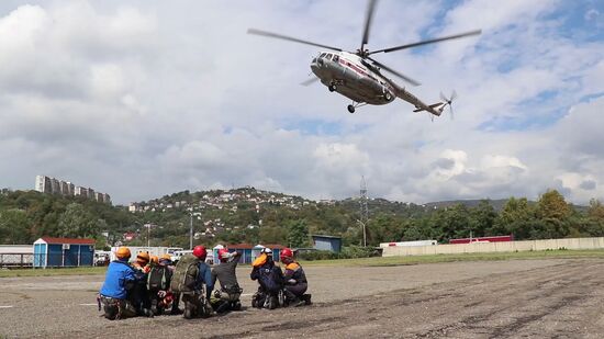 Потерявшихся детей эвакуировали на вертолете с горы Ачишхо