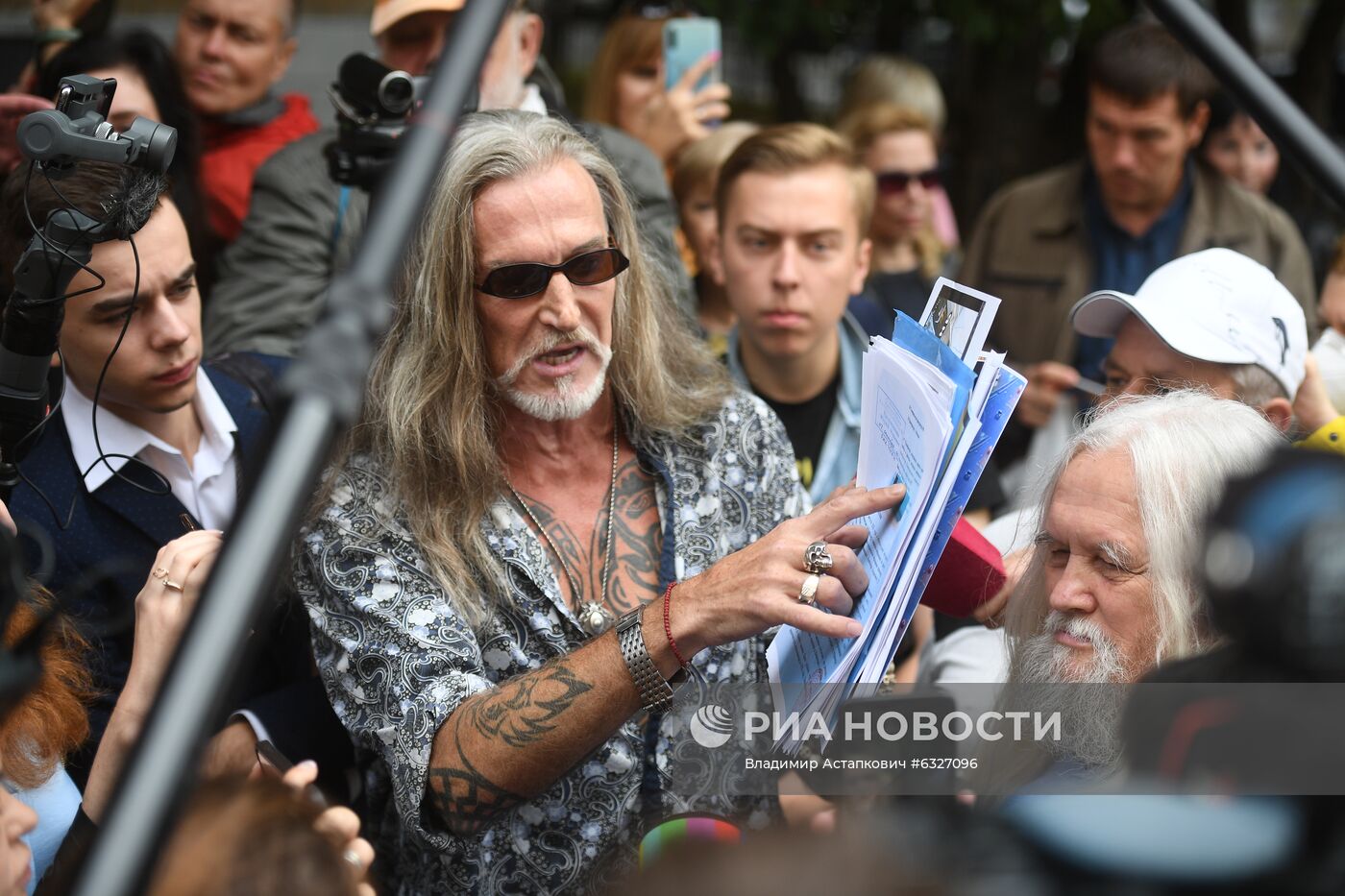 Оглашение приговора М. Ефремову