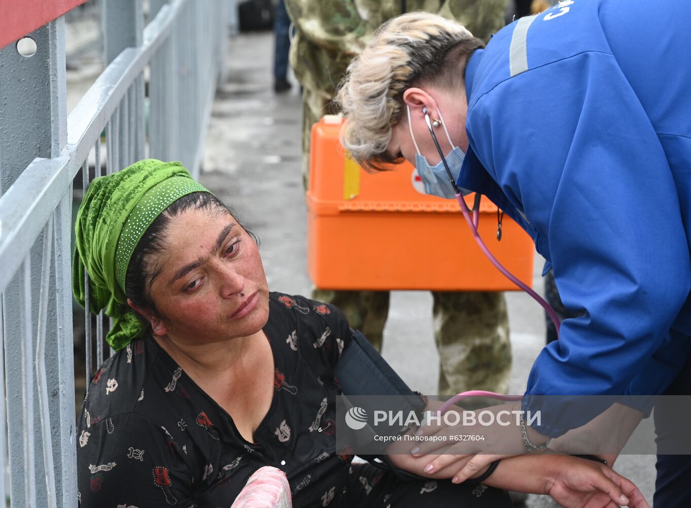 Посадка на вывозной поезд из Ростова-на-Дону в Узбекистан 