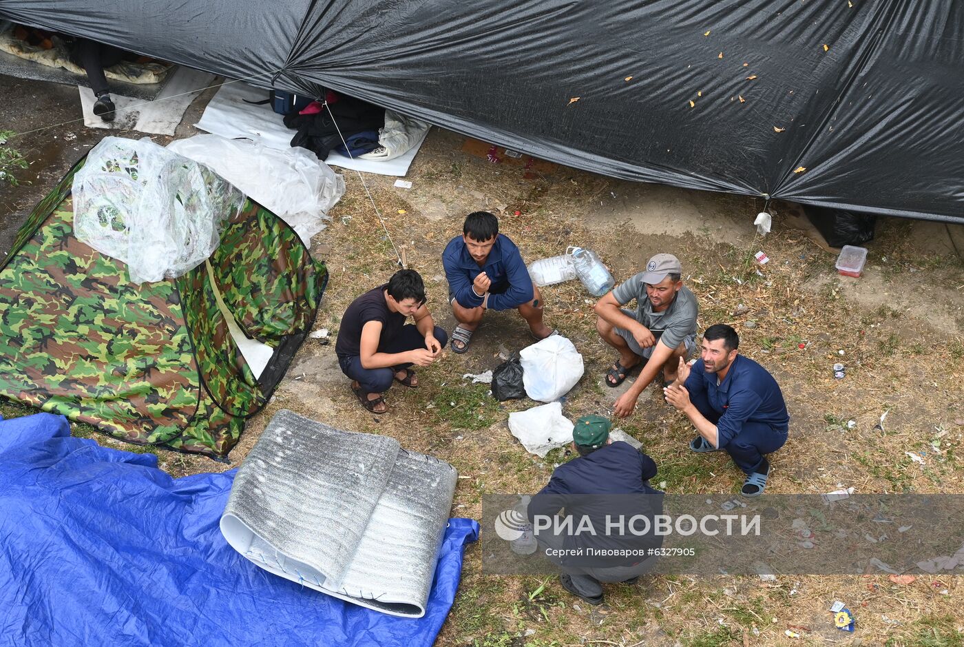 Посадка на вывозной поезд из Ростова-на-Дону в Узбекистан