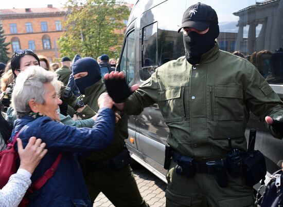 Женский марш "Подруга за подругу" в Минске