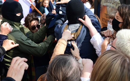 Женский марш "Подруга за подругу" в Минске