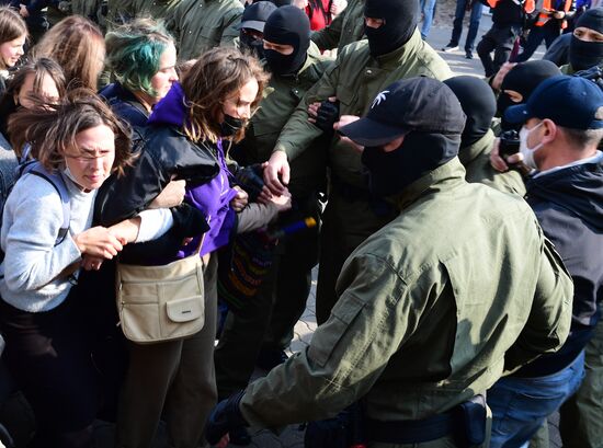 Женский марш "Подруга за подругу" в Минске