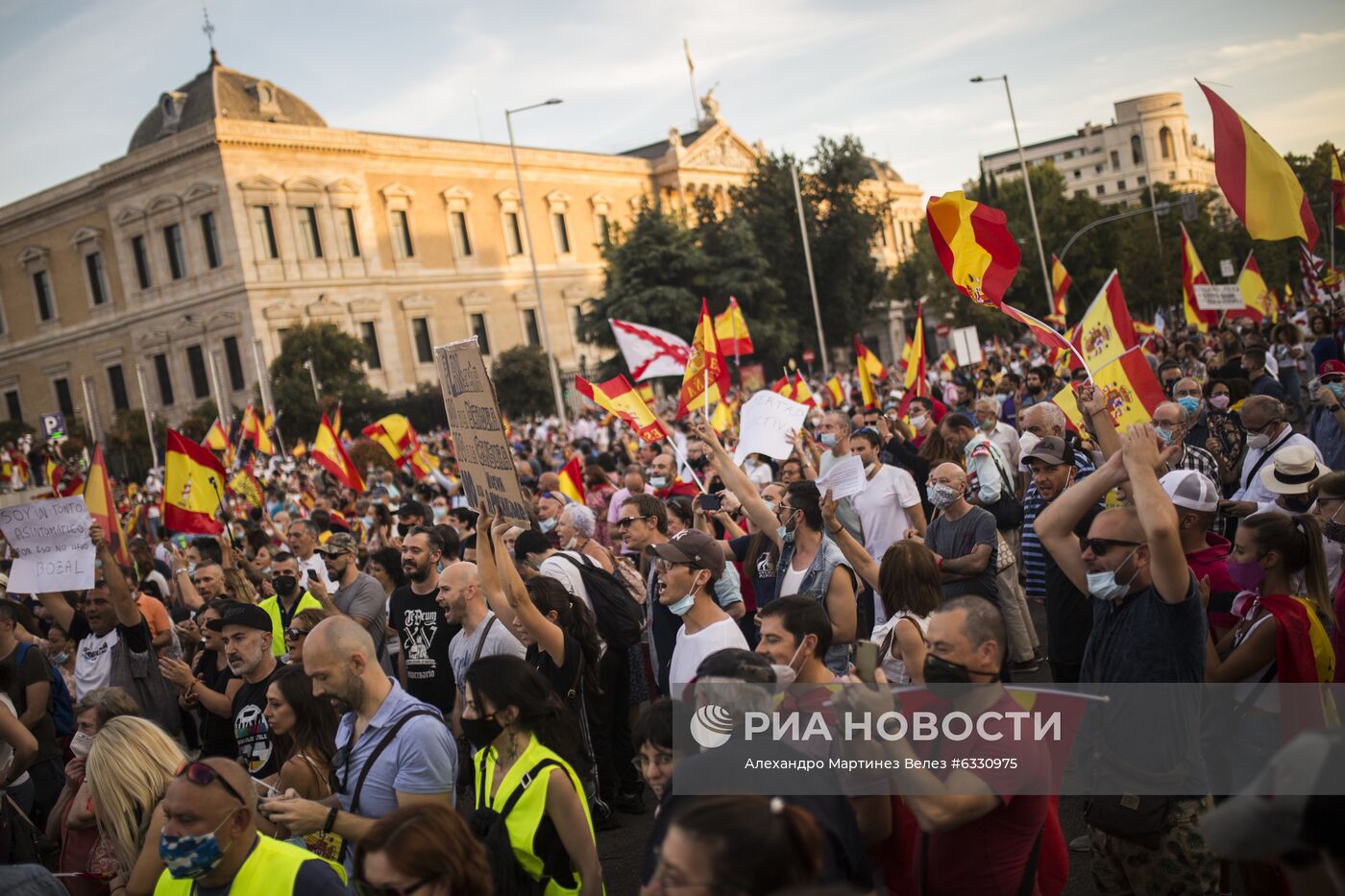 Антиправительственная акция в Мадриде