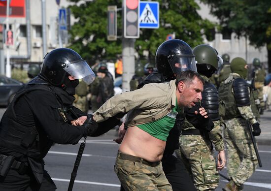Несанкционированная акция оппозиции в Минске