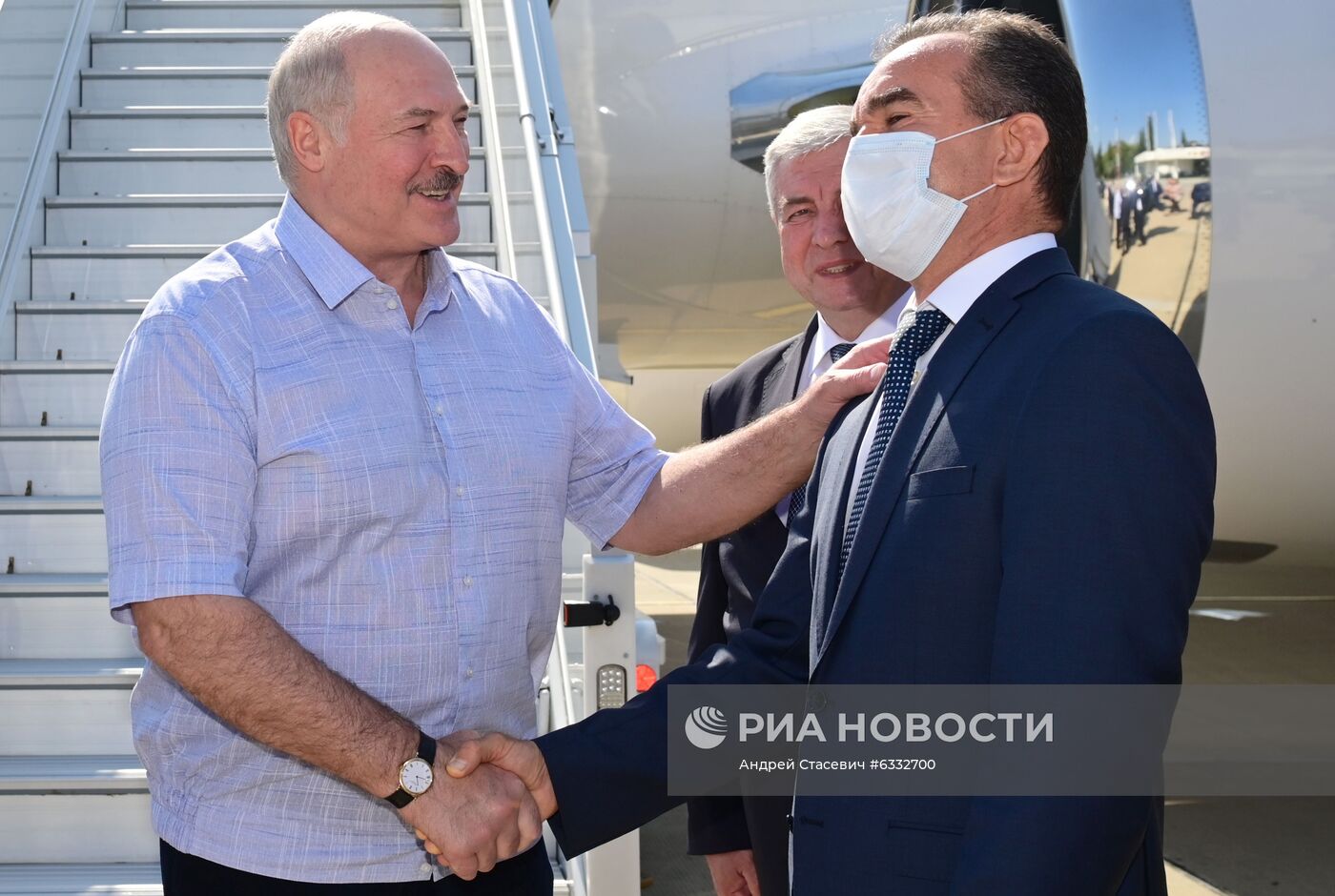 А. Лукашенко прибыл в Сочи на встречу с В. Путиным