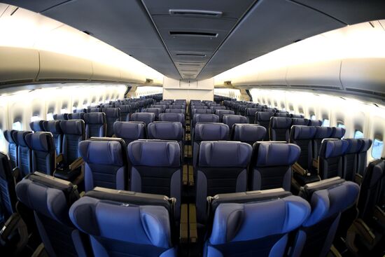 Презентация нового ангарного комплекса для техобслуживания самолетов "Аэрофлота" в Шереметьево 