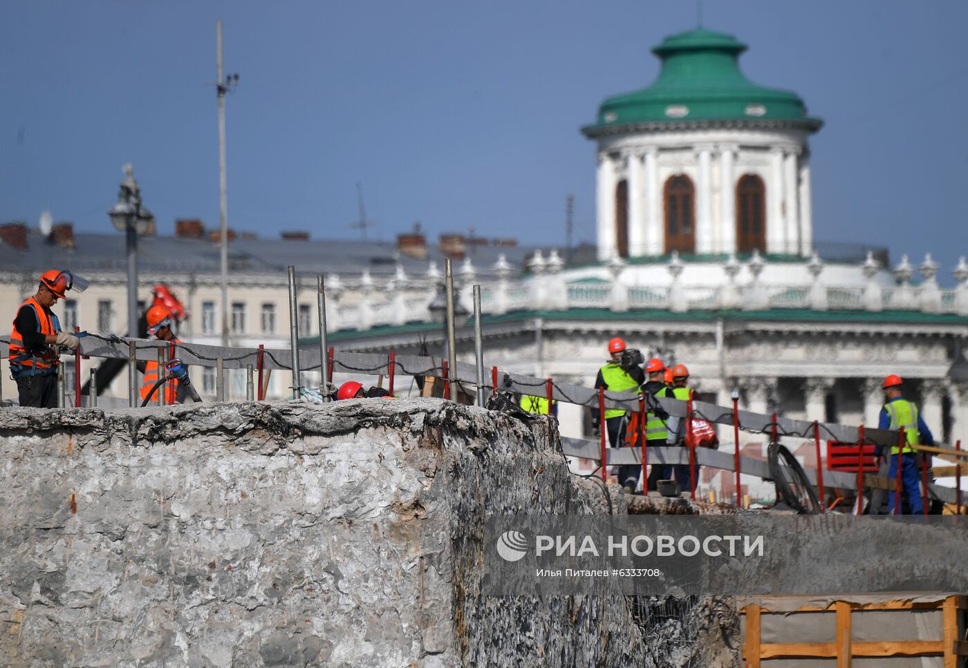 Ремонт Большого Каменного моста в Москве 