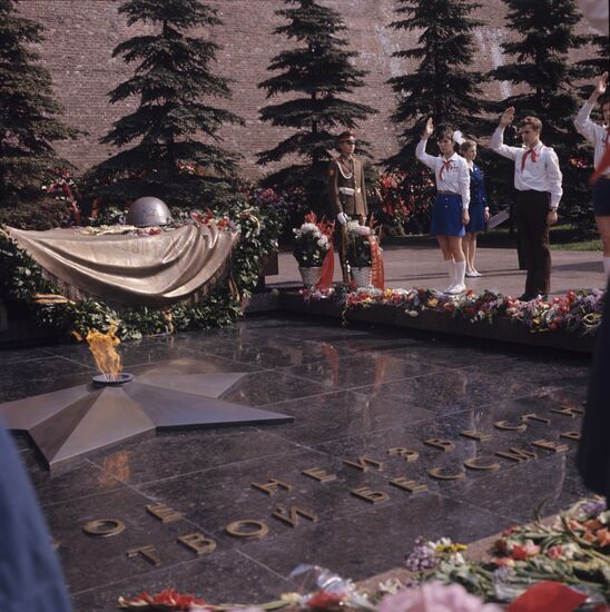 Празднование 30-летия победы в Великой Отечественной войне